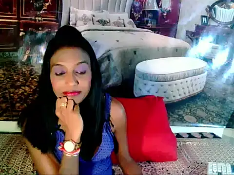 Snapshot of IndianLoveBug chatting on 01-10-25, 06:17 IndianLoveBug online show from 01-10-25, 06:17