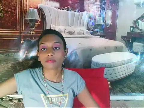 Snapshot of IndianLoveBug chatting on 01-11-25, 06:33 IndianLoveBug online show from 01-11-25, 06:33