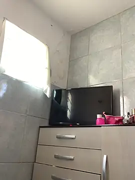 Snapshot of Gabrielleof chatting on 01-05-26, 06:11 Gabrielleof online show from 01-05-26, 06:11