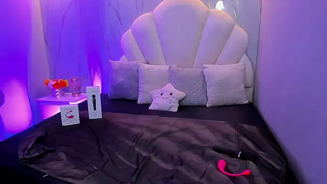 Tiffany sander online show from 01-31-25, 03:41