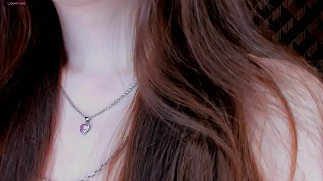 EvaBradley online show from 01-02-25, 03:40