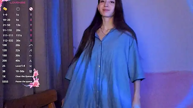 EvaBradley online show from 11-05-25, 06:41