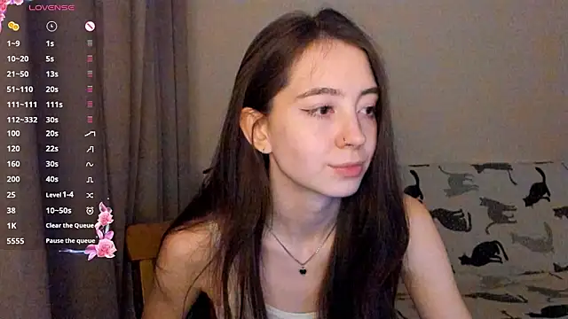 Snapshot of EvaBradley chatting on 02-25-26, 07:34 EvaBradley online show from 02-25-26, 07:34