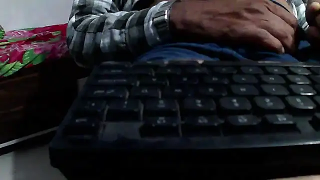 GO LALA online show from 01-21-25, 01:00