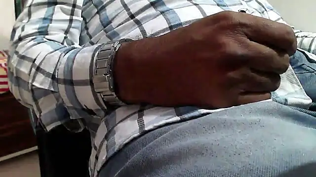 GO LALA online show from 01-28-25, 03:47