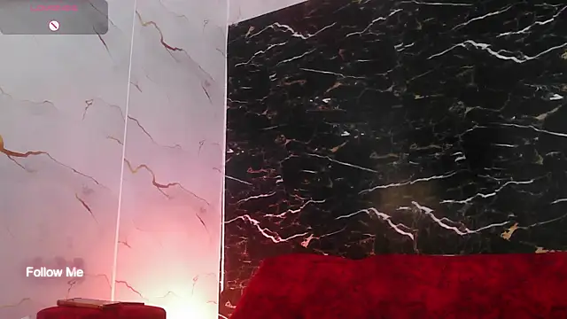 crislingery dolli online show from 05-18-26, 12:11