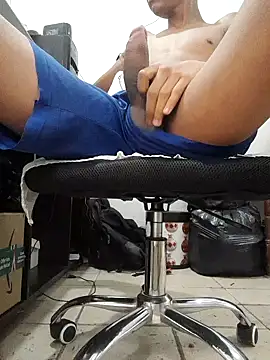 eomaisnovo0 online show from 12-29-24, 10:56