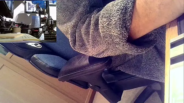 Snapshot of nataliecdlive chatting on 12-02-24, 12:09 nataliecdlive online show from 12-02-24, 12:09