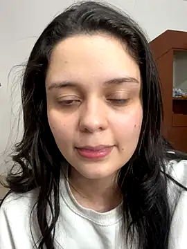 Bella-hadiid online show from 09-12-25, 11:26