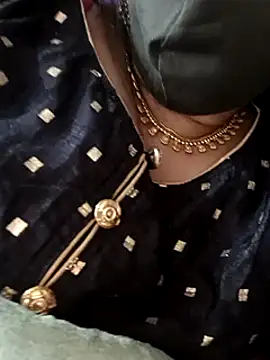 Snapshot of Anamika_Kapoor chatting on 01-09-25, 06:36 Anamika Kapoor online show from 01-09-25, 06:36