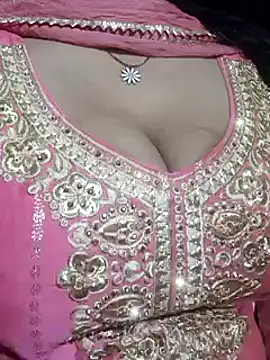 Snapshot of Anamika_Kapoor chatting on 03-09-25, 08:10 Anamika Kapoor online show from 03-09-25, 08:10