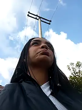 Snapshot of Sara-77 chatting on 01-12-25, 10:01 Sara-77 online show from 01-12-25, 10:01