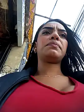 Snapshot of Sara-77 chatting on 01-15-25, 06:40 Sara-77 online show from 01-15-25, 06:40