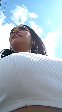 Snapshot of Sara-77 chatting on 01-16-25, 02:30 Sara-77 online show from 01-16-25, 02:30