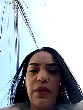 Snapshot of Sara-77 chatting on 01-18-25, 02:33 Sara-77 online show from 01-18-25, 02:33