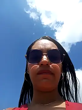 Snapshot of Sara-77 chatting on 01-29-25, 03:15 Sara-77 online show from 01-29-25, 03:15