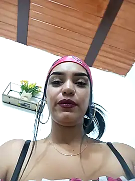 Snapshot of Sara-77 chatting on 01-31-25, 06:47 Sara-77 online show from 01-31-25, 06:47