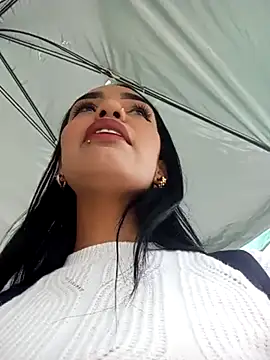 Snapshot of Sara-77 chatting on 02-21-25, 04:59 Sara-77 online show from 02-21-25, 04:59