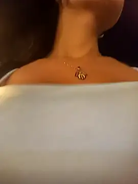 Snapshot of Sara-77 chatting on 02-25-25, 02:14 Sara-77 online show from 02-25-25, 02:14