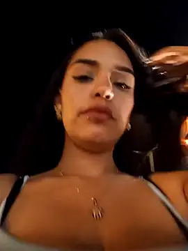 Snapshot of Sara-77 chatting on 02-25-25, 06:58 Sara-77 online show from 02-25-25, 06:58