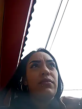 Snapshot of Sara-77 chatting on 03-11-25, 03:23 Sara-77 online show from 03-11-25, 03:23