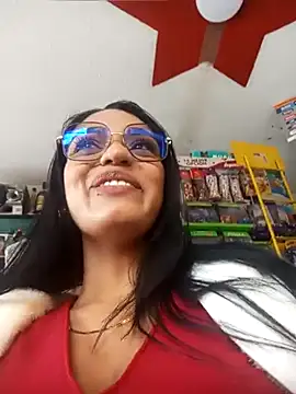 Snapshot of Sara-77 chatting on 03-13-25, 03:28 Sara-77 online show from 03-13-25, 03:28