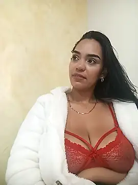 Snapshot of Sara-77 chatting on 03-13-25, 06:34 Sara-77 online show from 03-13-25, 06:34