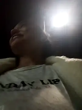 Snapshot of Sara-77 chatting on 03-20-25, 12:19 Sara-77 online show from 03-20-25, 12:19