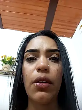 Snapshot of Sara-77 chatting on 03-22-25, 12:28 Sara-77 online show from 03-22-25, 12:28