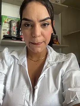 Snapshot of Sara-77 chatting on 11-22-25, 03:11 Sara-77 online show from 11-22-25, 03:11