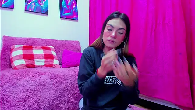 ReiLyMalkova online show from 12-12-24, 11:50