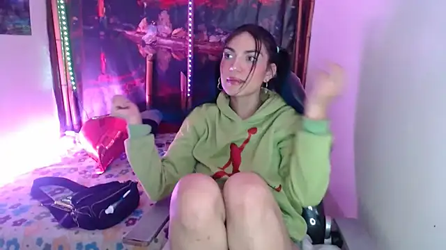 ReiLyMalkova online show from 02-27-25, 04:20