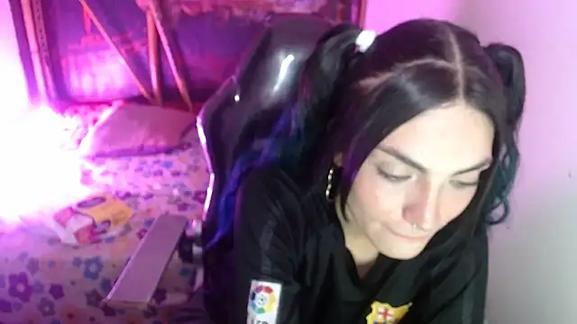 ReiLyMalkova online show from 03-05-25, 12:59