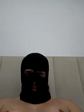 Snapshot of erickcpk1 chatting on 09-19-25, 02:40 erickcpk1 online show from 09-19-25, 02:40