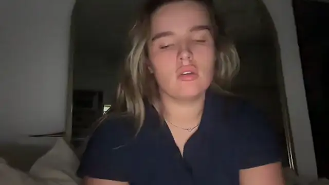 maisiesmithx online show from 11-13-25, 12:20