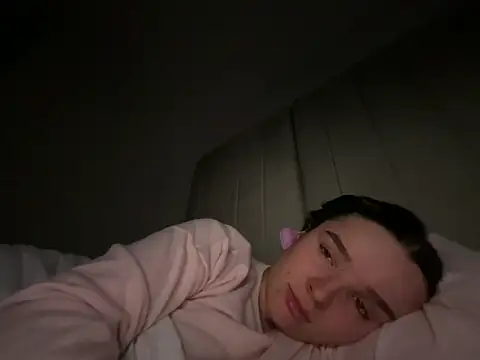 Snapshot of maisiesmithx chatting on 02-17-26, 03:25 maisiesmithx online show from 02-17-26, 03:25