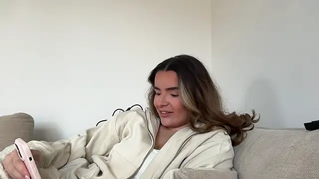 maisiesmithx online show from 03-31-26, 02:17