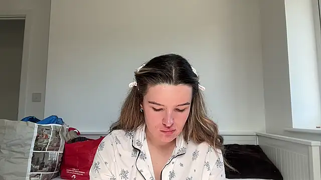 maisiesmithx online show from 04-07-26, 12:27