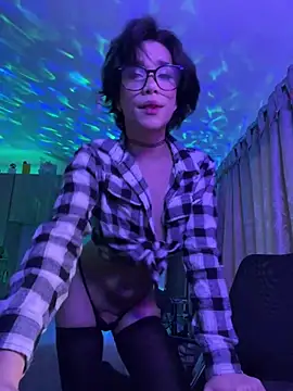 Snapshot of sue___0 chatting on 02-01-25, 11:16 sue   0 online show from 02-01-25, 11:16