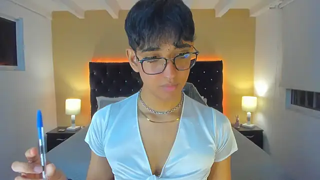 Dark hairy  online show from 01-31-25, 02:58