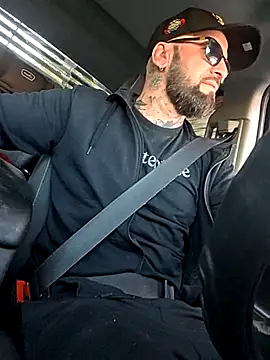 Beardedtattood online show from 10-08-25, 11:52