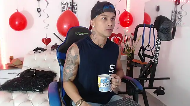 Leonard Price online show from 02-13-25, 02:12