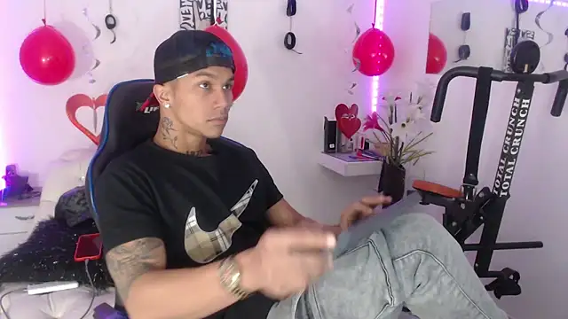 Leonard Price online show from 02-19-25, 07:59