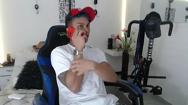 Leonard Price online show from 02-28-25, 01:26