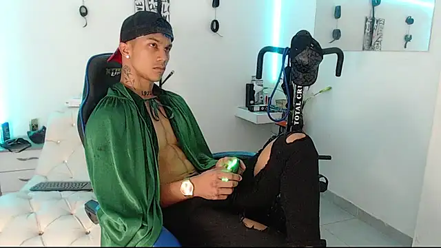 Leonard Price online show from 03-18-25, 01:21