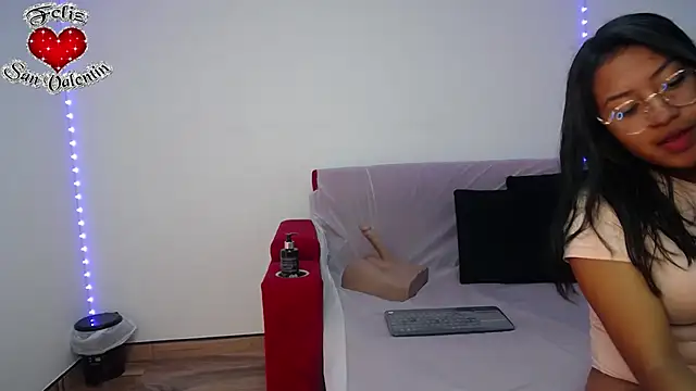 Snapshot of ricura_mily chatting on 03-02-25, 01:47 ricura mily online show from 03-02-25, 01:47