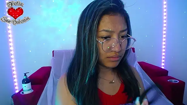 Snapshot of ricura_mily chatting on 03-03-25, 08:05 ricura mily online show from 03-03-25, 08:05