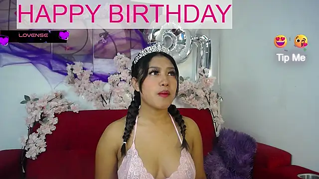 Snapshot of ricura_mily chatting on 10-09-25, 07:17 ricura mily online show from 10-09-25, 07:17