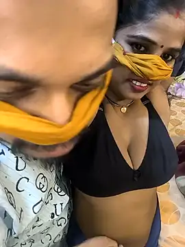 Snapshot of Indian_Lust_Couple chatting on 12-05-24, 07:38 Indian Lust Couple online show from 12-05-24, 07:38