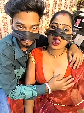 Snapshot of Indian_Lust_Couple chatting on 12-20-24, 06:02 Indian Lust Couple online show from 12-20-24, 06:02